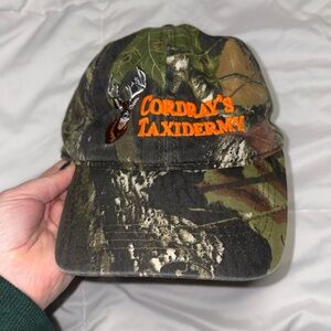 Vintage Camouflage Cordray’s taxidermy baseball hat cap mossy oak embroidered